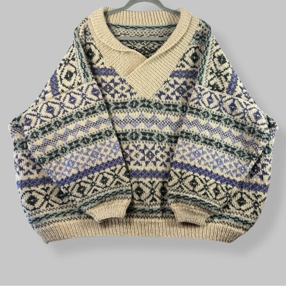 Vintage Cream and Green Patterned Sweater - Picture 2 of 15